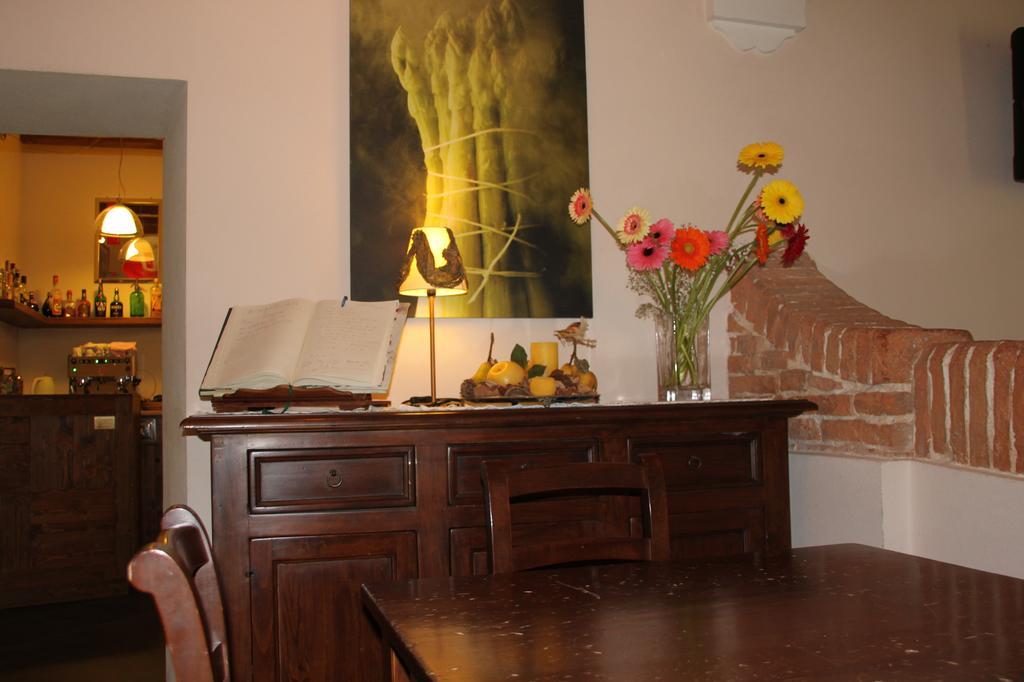 Agriturismo Fattoria Corte Roeli Malalbergo Bagian luar foto