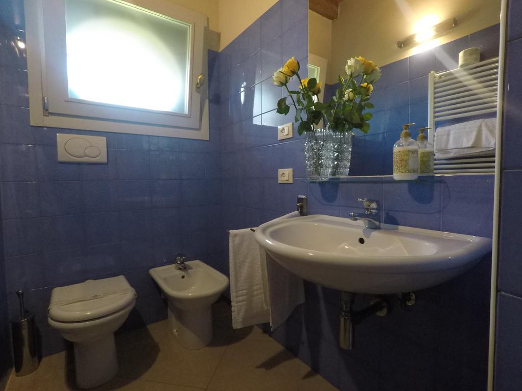 Agriturismo Fattoria Corte Roeli Malalbergo Bagian luar foto