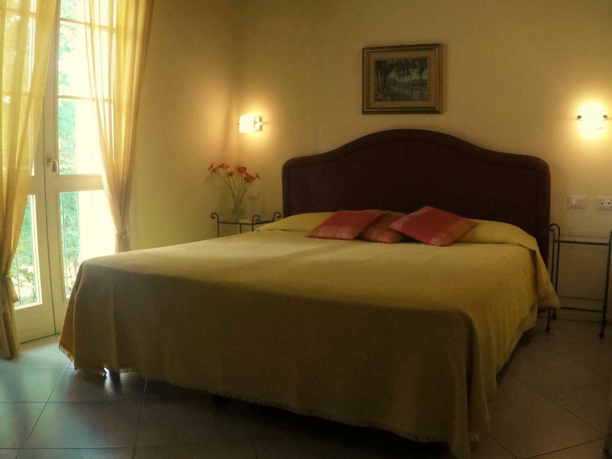 Agriturismo Fattoria Corte Roeli Malalbergo Bagian luar foto